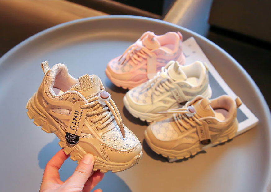 Children's leather sneakers